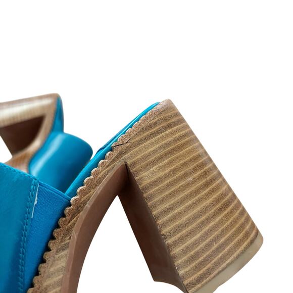 Jeffrey Campbell 5 - Picture 8 of 10